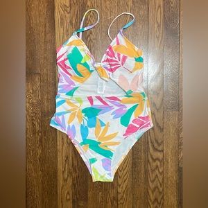 Cupshe cutout swimsuit